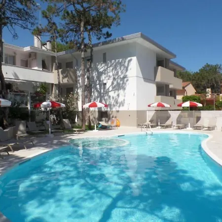 Wide Three-bedroom Flat In A Modern Apartman Bibione