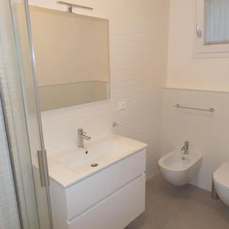 Apartman Wide Three-bedroom Flat In A Modern *
